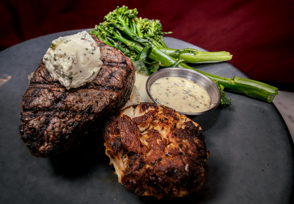 Filet & Crab Cake